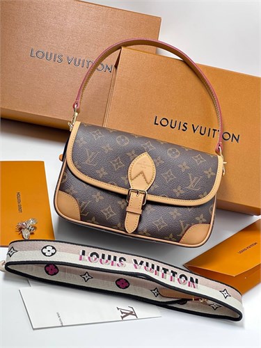 Сумка Louis Vuitton 10156